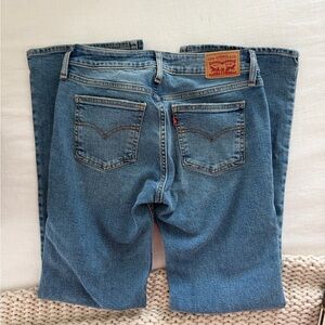 Levi's Low Rise Bootcut Jeans